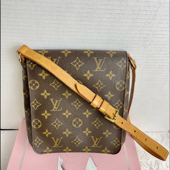 ✅ EUC LOUIS VUITTON ✅ Authentic Musette Monogram Bag - Picture 3 of 16